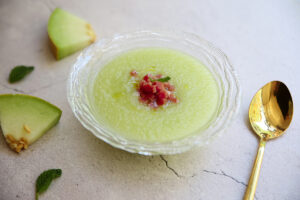 Gazpacho de melón con jamón de Teruel